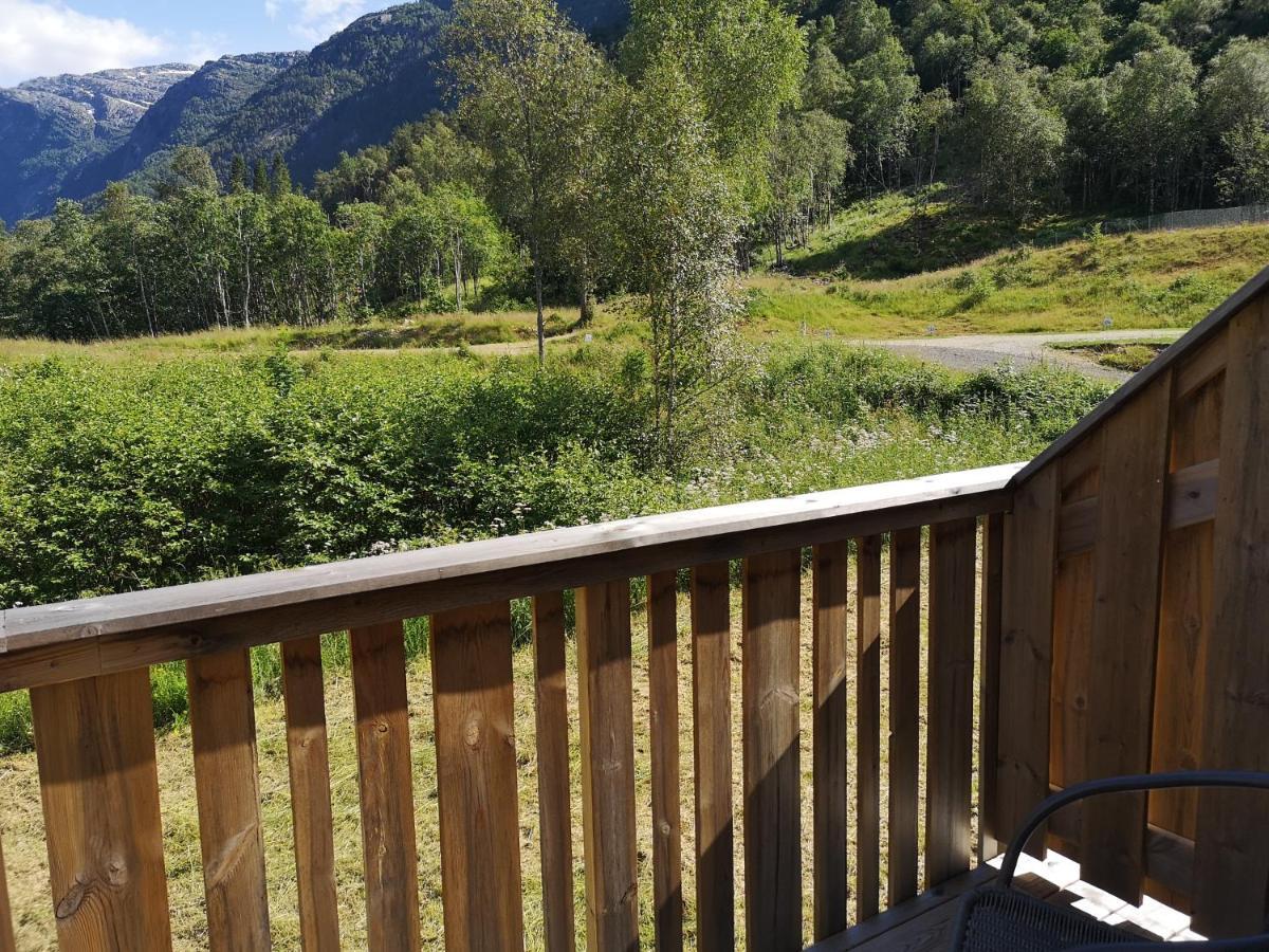 Kinsarvik Hostel Exterior photo